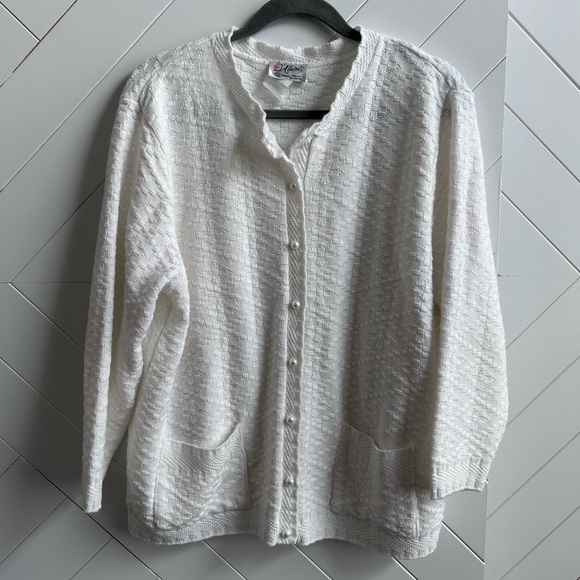 Women's vintage white D'Allaird's cable-knit cardigan sweater size L - Picture 5 of 10